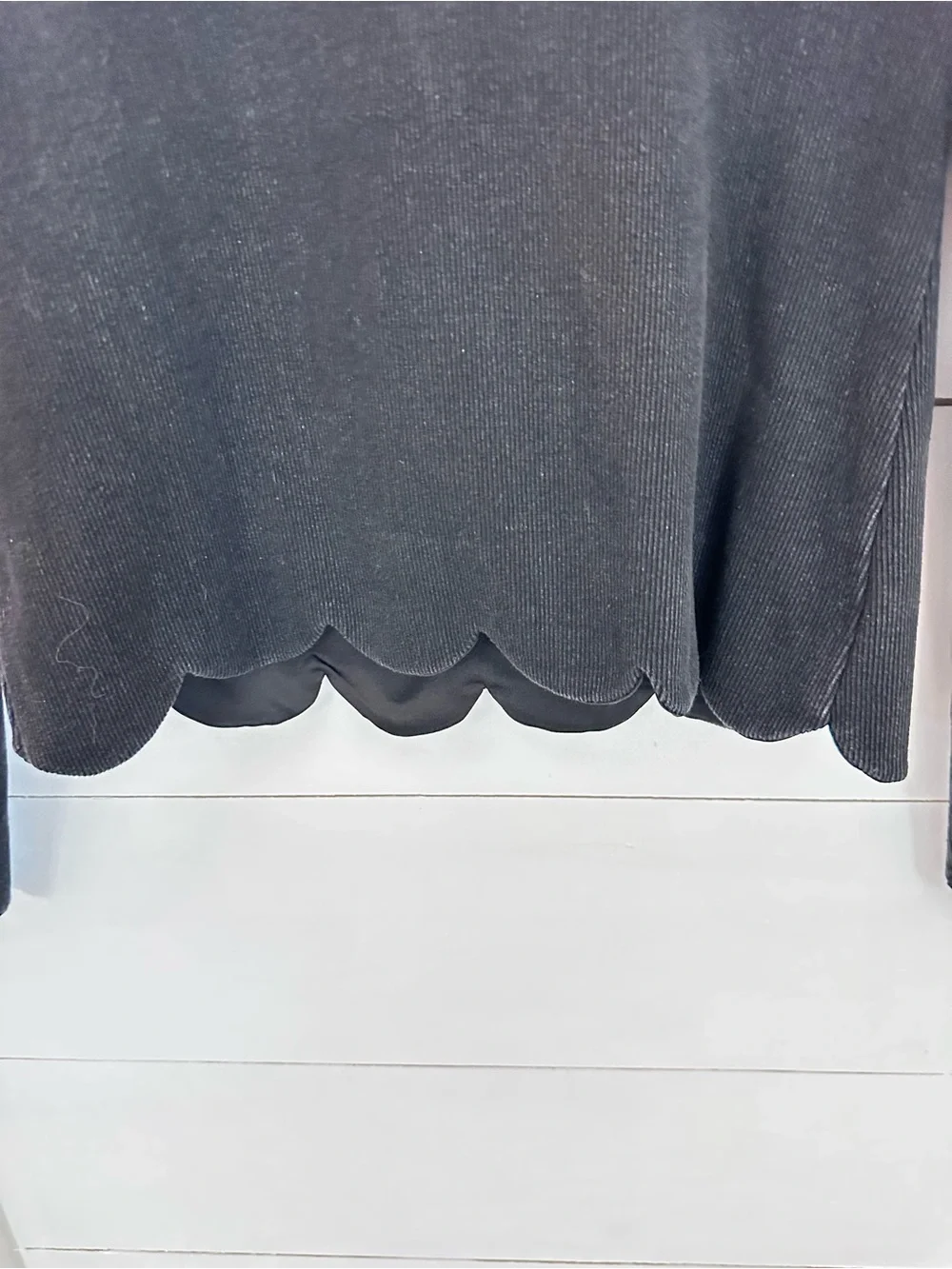 Anthropology S black ribbed scalloped wrist & hem 100% cotton top boho chic - Picture 4 of 11